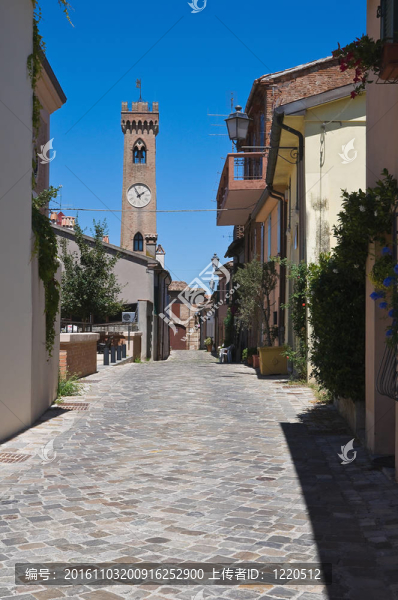 小巷。Santarcangelo涅。Emilia,Romagna。意大利.