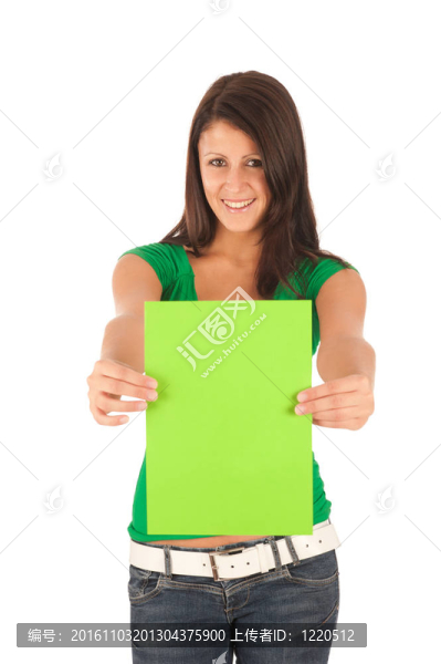 介紹：可愛的年輕黑人女孩手里拿著一個(gè)文本框