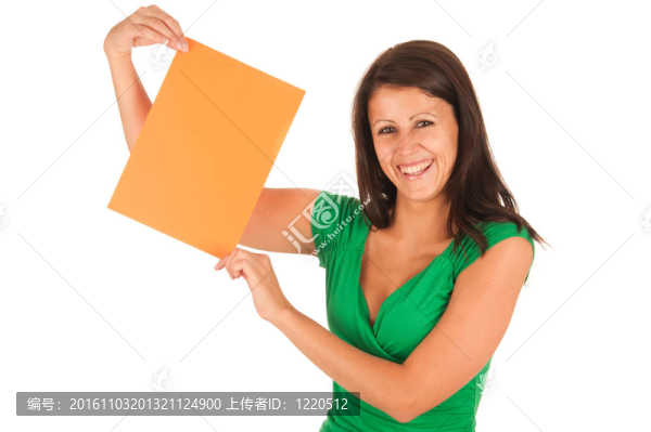 介紹：可愛的年輕黑人女孩手里拿著一個文本框