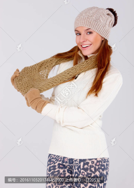 美女穿保暖冬裝