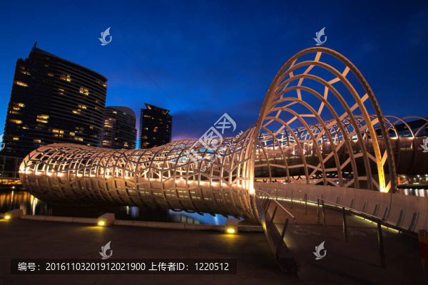 韋伯橋