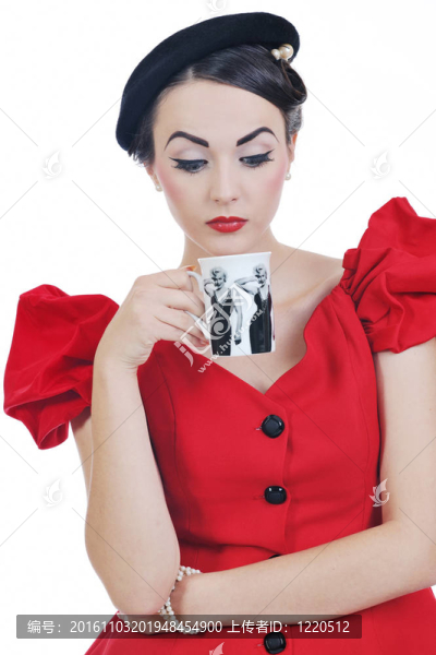 美麗的年輕女性白人孤立