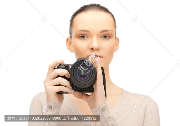 帶數(shù)碼相機的十幾歲女孩
