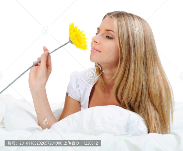 床上的女人