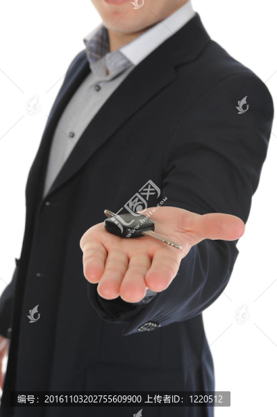 商人給車鑰匙