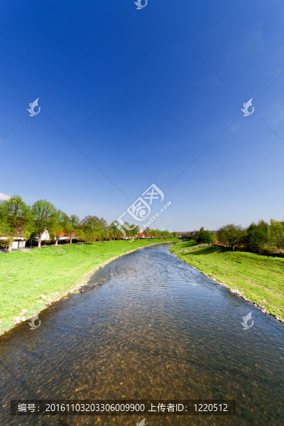 河