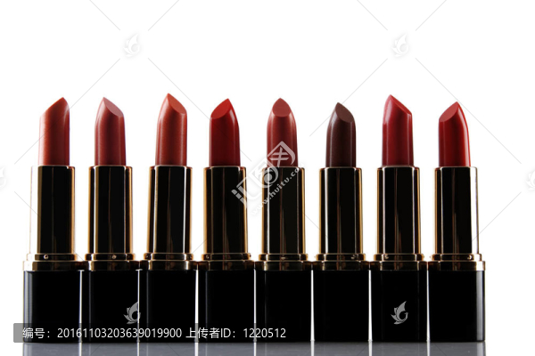 紅色唇膏