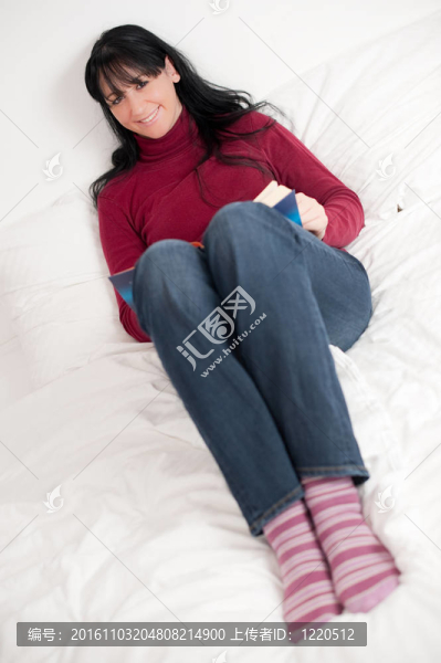 讀一本書