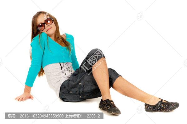 可愛(ài)的年輕女孩