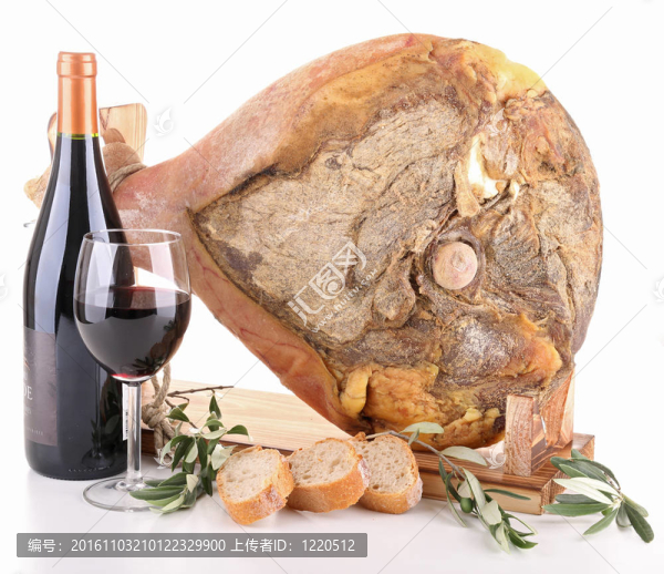 塞拉諾火腿；面包和葡萄酒