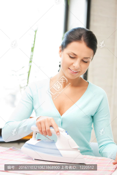 可愛的家庭主婦與鐵