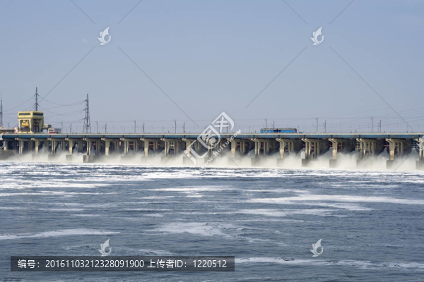 水對(duì)hidroelectric電站對(duì)河流復(fù)位