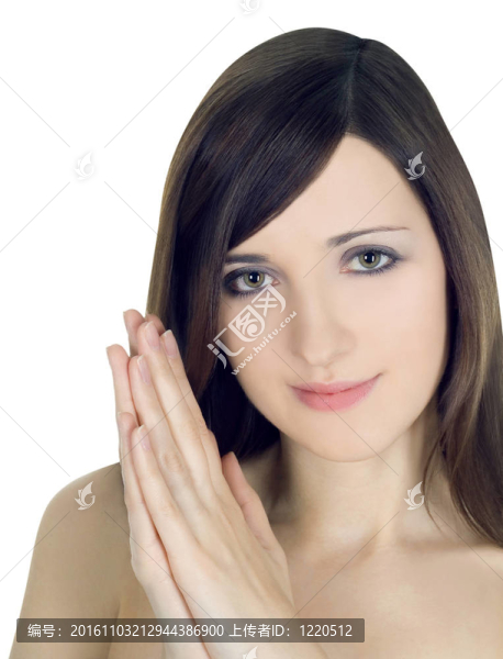 面帶微笑的女人臉上明亮的照片