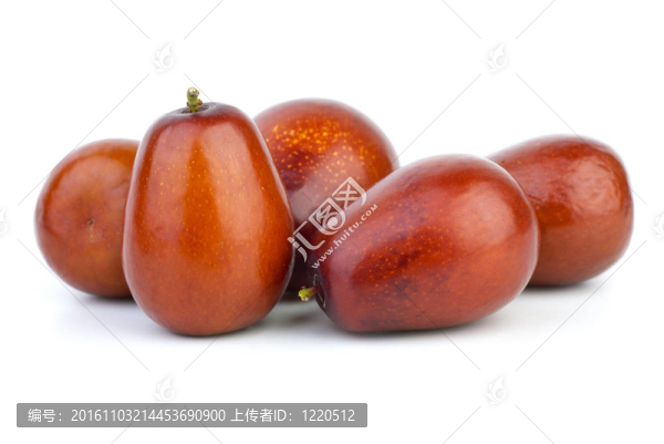 五個(gè)成熟的棗漿果