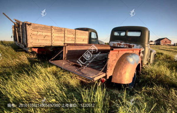 老式的農(nóng)用車