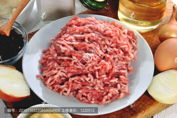 肉末和肉丸子所需的原料