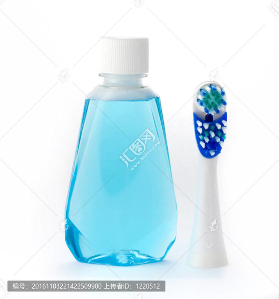 漱口水和Toothbrush