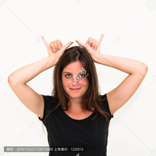 我是一個(gè)有趣的女孩的牛的肖像