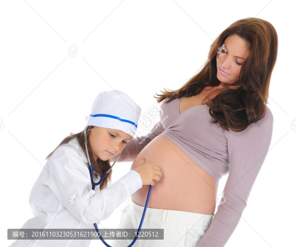 懷孕的女人和她的女兒