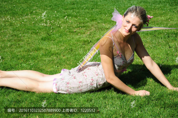 女性在仙境。
