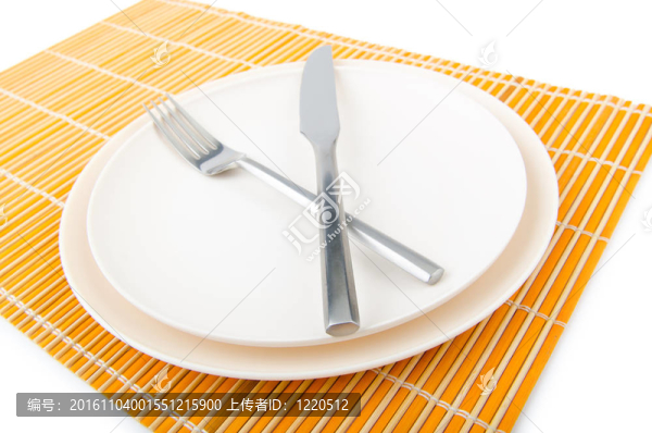盤子里的食物