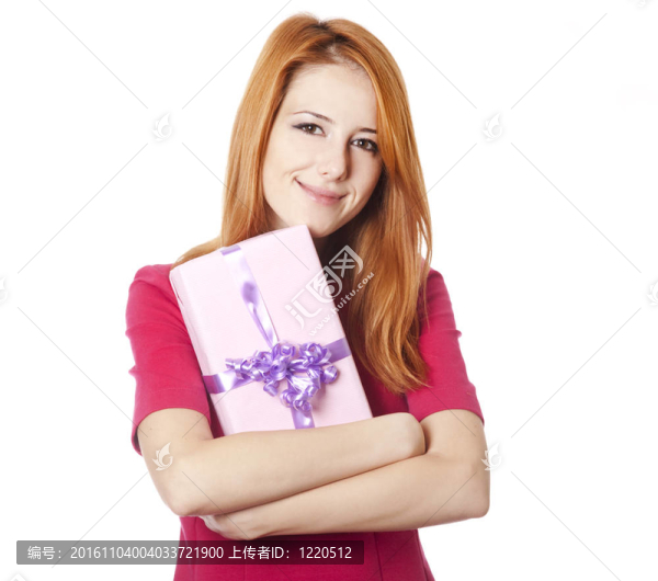 紅發(fā)女孩穿著禮物盒