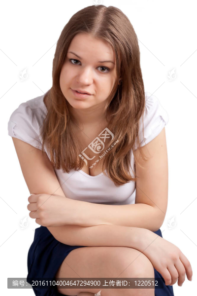 輕襯衫里的一個女孩