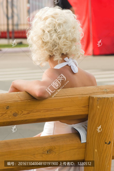 女孩