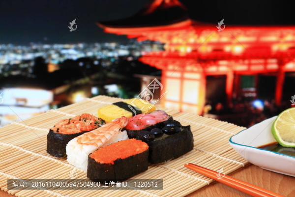 美味的日本壽司搭配美麗的日本夜景