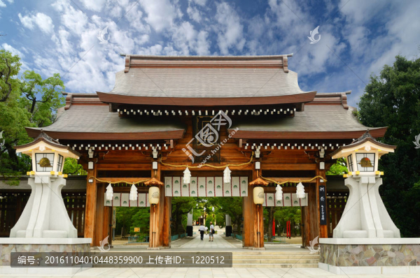 湊川神社