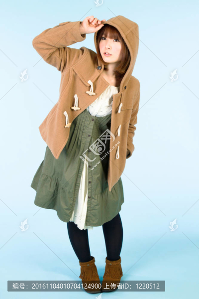美麗的冬天的女人