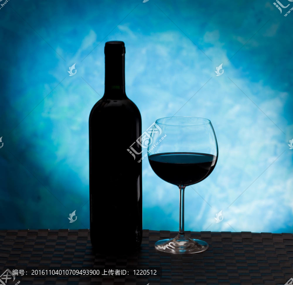 意大利葡萄剪影