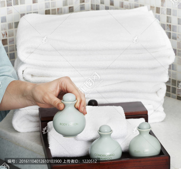 在女性方面cocmetics。