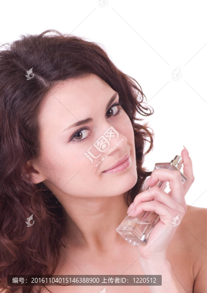 帶有香水瓶的女人