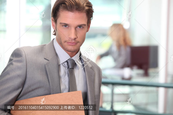 一個(gè)商人的特寫