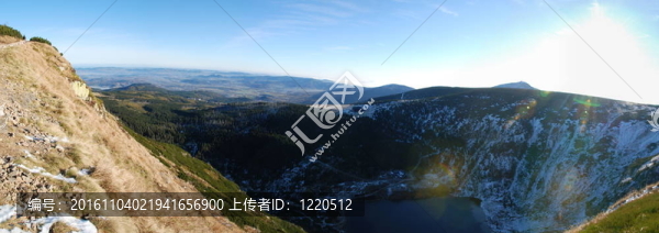 從山上的日出
