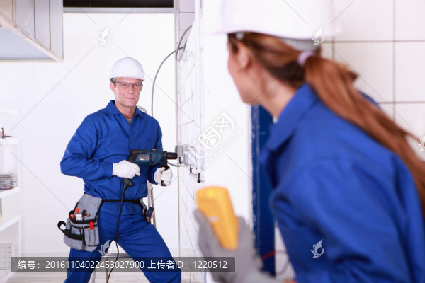 建筑工地上的工人