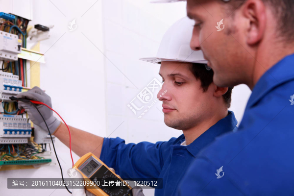電工
