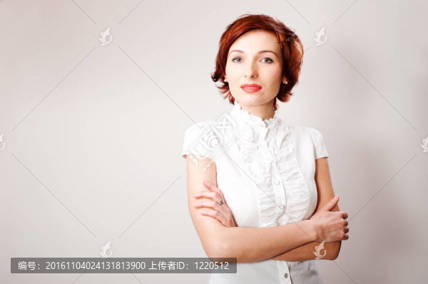 年輕漂亮的女人