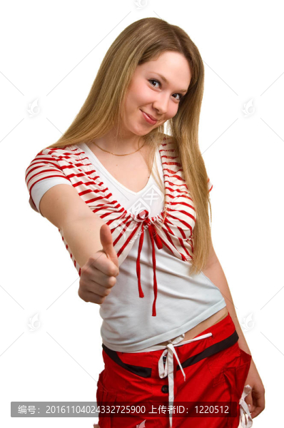 微笑的女孩豎起大拇指