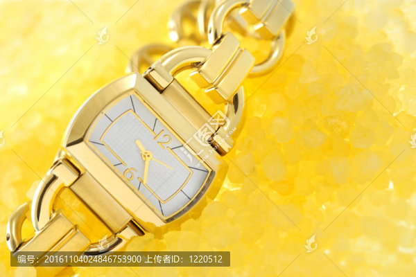 金女士手表