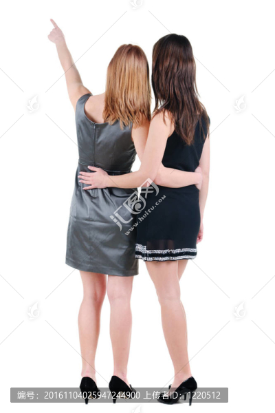 兩個年輕女性的后視圖。