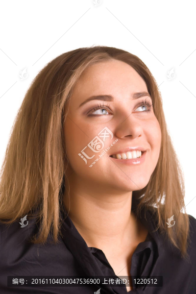 年輕的微笑的女人