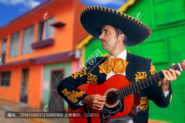 Charro,Mariachi彈吉他，墨西哥的房子
