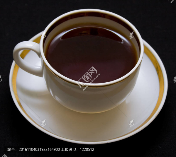具有熱飲料的杯子
