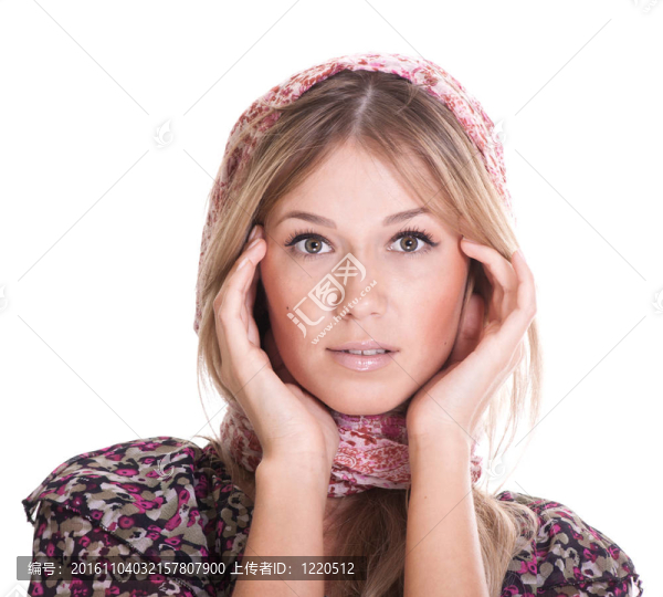 白色背景上的隨便的金發(fā)女人