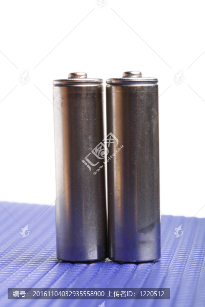 孤立的電池