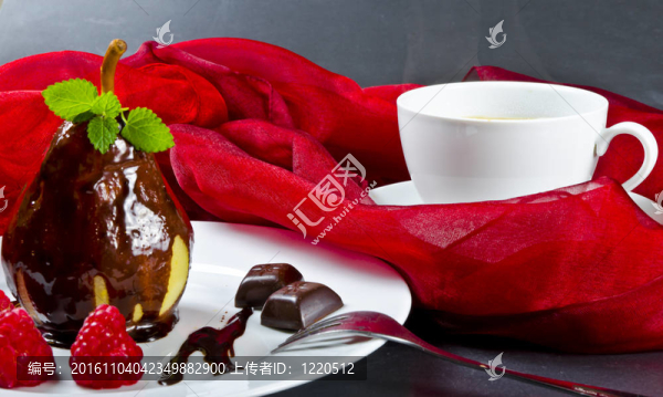普瓦雷美女海倫和Kaffe