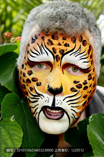 悲傷的Leopard,Man