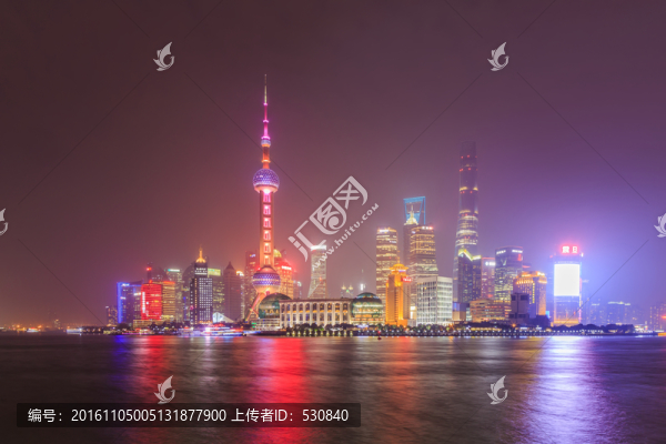 上陸家嘴夜景